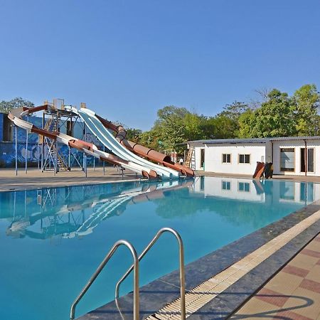 Atgaon Oyo Midway Park Resort מראה חיצוני תמונה